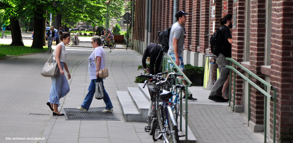 Infrastruktura komunikacyjna i transport multimodalny