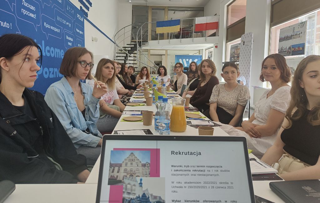 Studia Poznań - Uniwersytet im. Adama Mickiewicza w Poznaniu